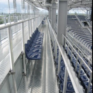 Realizace stadiony tribuny 6